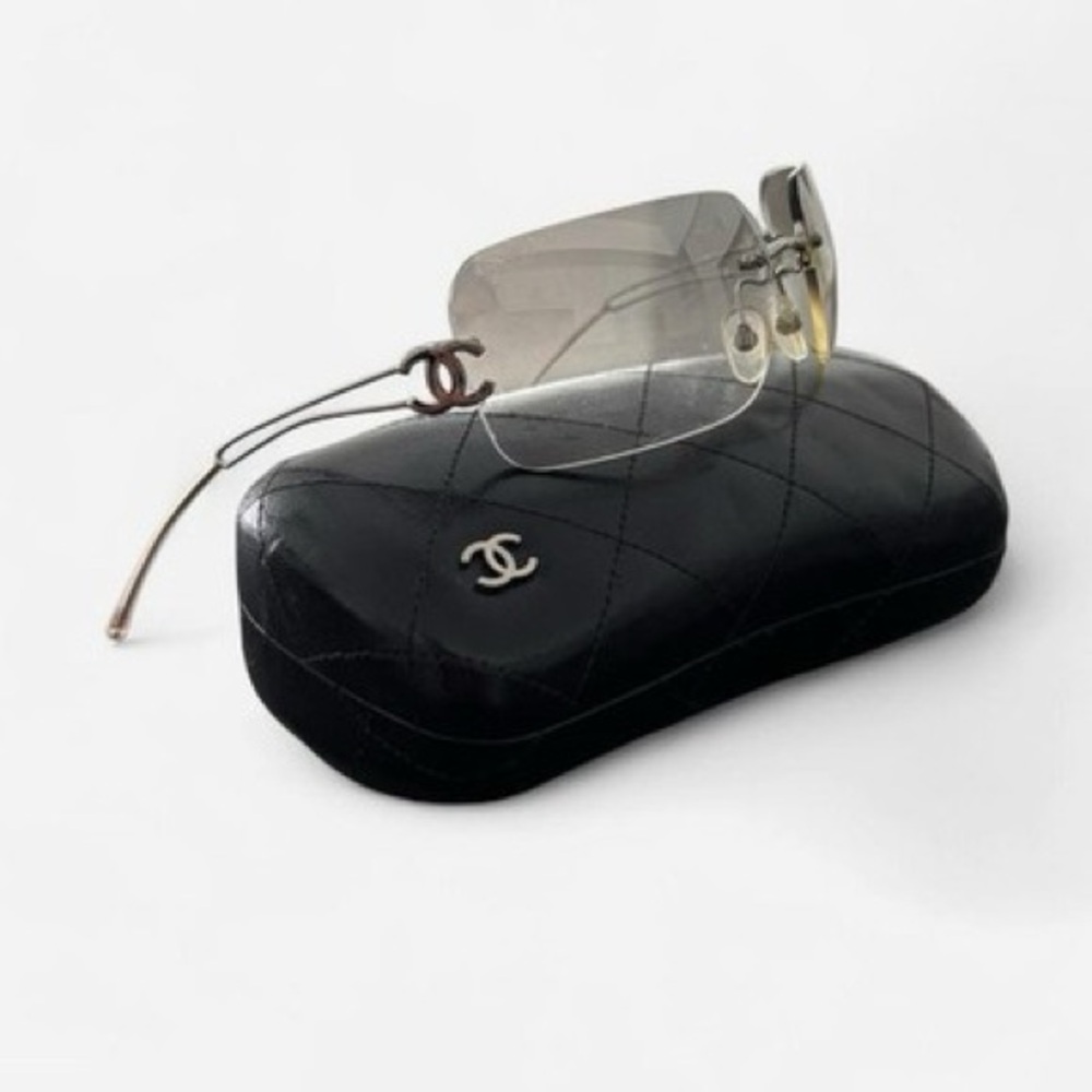 CHANEL Rimless Sunglasses with Black Quilted Case